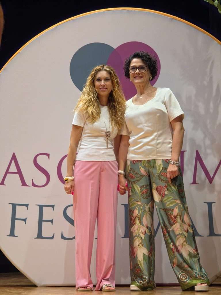 Mirna Mastronardi ad Asculum Festival con la giornalista Sara Pagnanelli