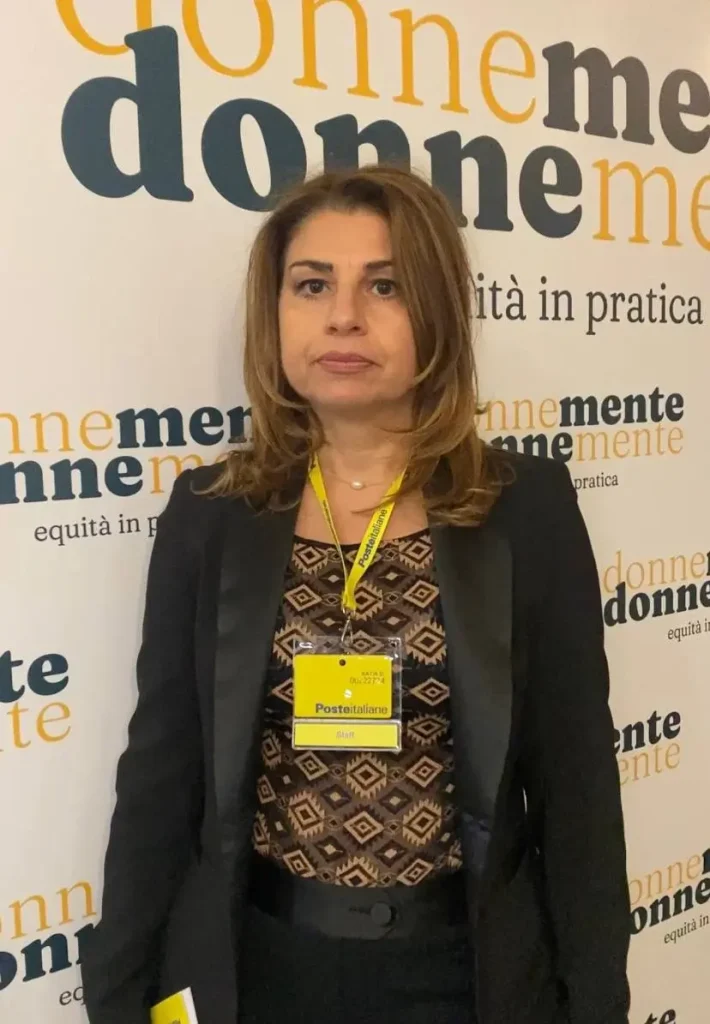 katia domizi poste italiane nella redazione di donnemente per parlare di indipendenza economica femminile