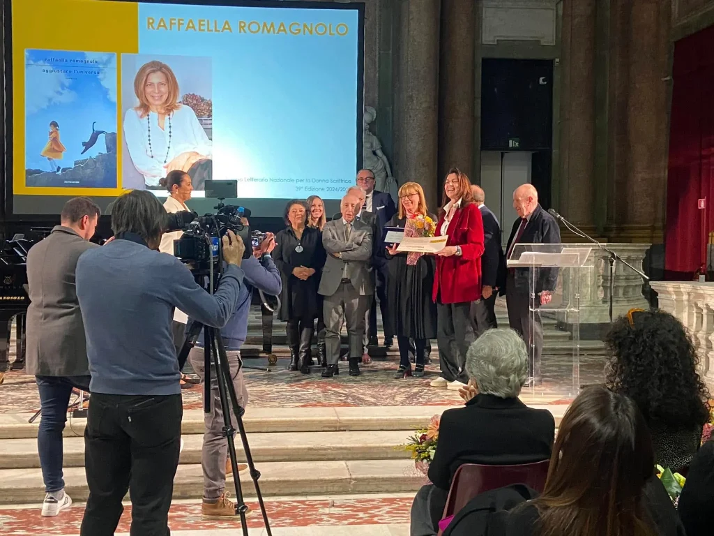 raffaella romagnolo premio donna scrittrice