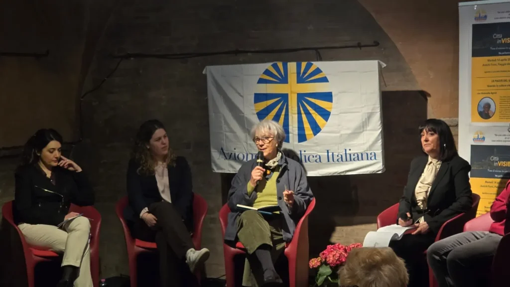 Antonella Agnoli a Macerata per l'incontro di Azione Cattolica