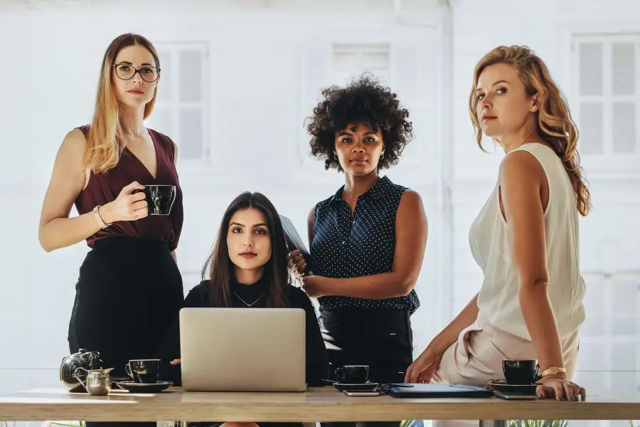 premio le donne di ora