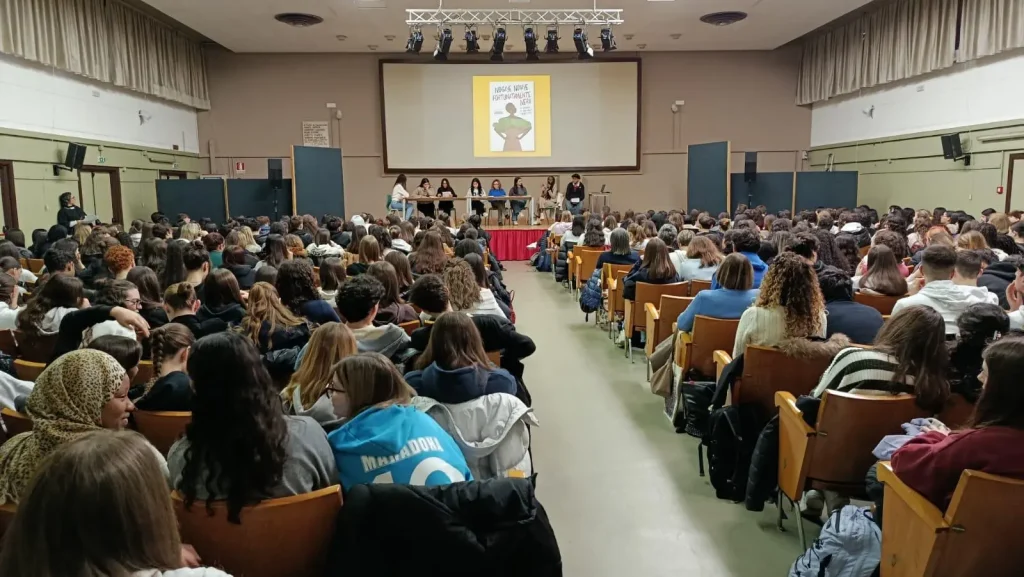i laboratori di Nogaye Ndyaye nelle scuole