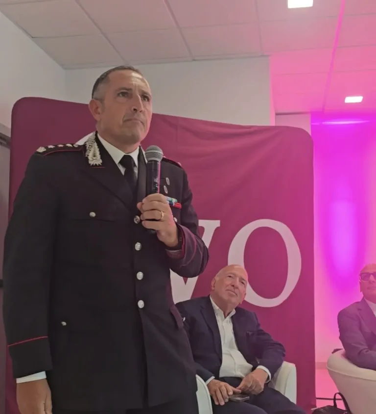 il comandante Raffaele Ruocco ha presentato l'iniziativa di Evo a Macerata