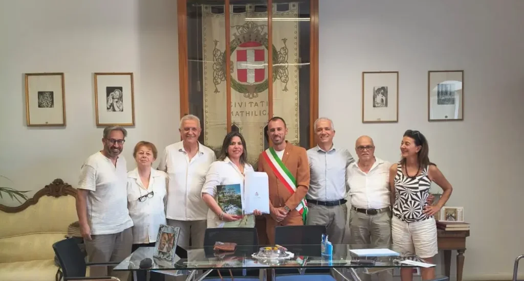 Paola Gonzàlez Malatesta è stata ricevuta nei comuni che h avisitato tra cui quello di Matelica